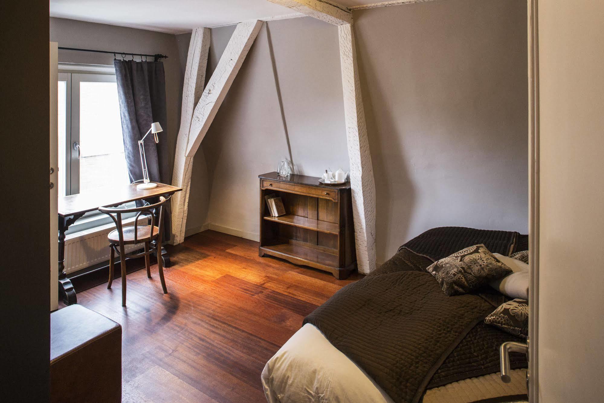 The Piano Guesthouse - Kwaadham52 Гент Экстерьер фото